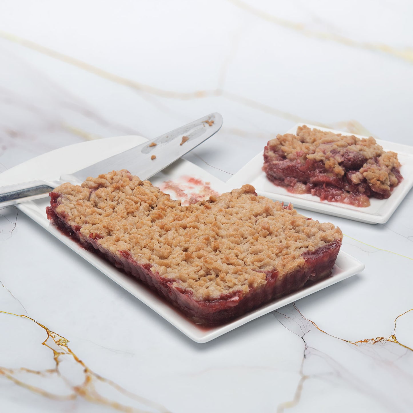 Strawberry Crumble (V)